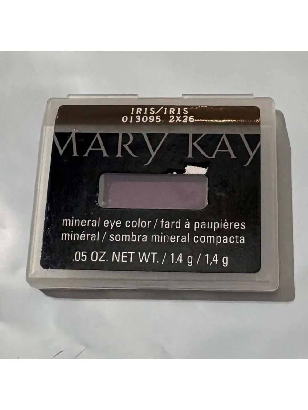 Mary Kay Mineral Eye Color Eyeshadow Iris Purple Shade .05 OZ New